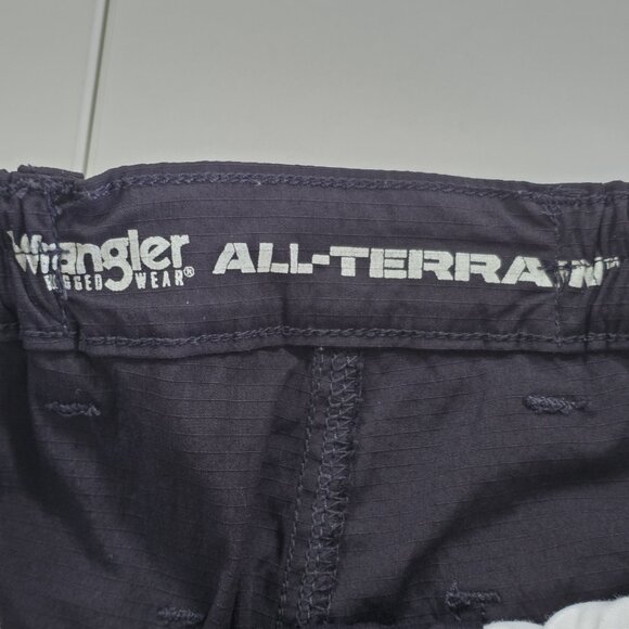 Wrangler All Terrain Pants Mens 30x32 Black Rip Stop No Fly Zone Tech Utility - Picture 3 of 16